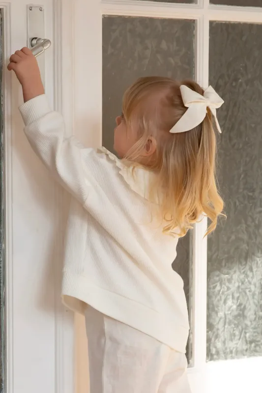 Lniana Kokarda „Softly” dla dziewczynki — Atelier Loome