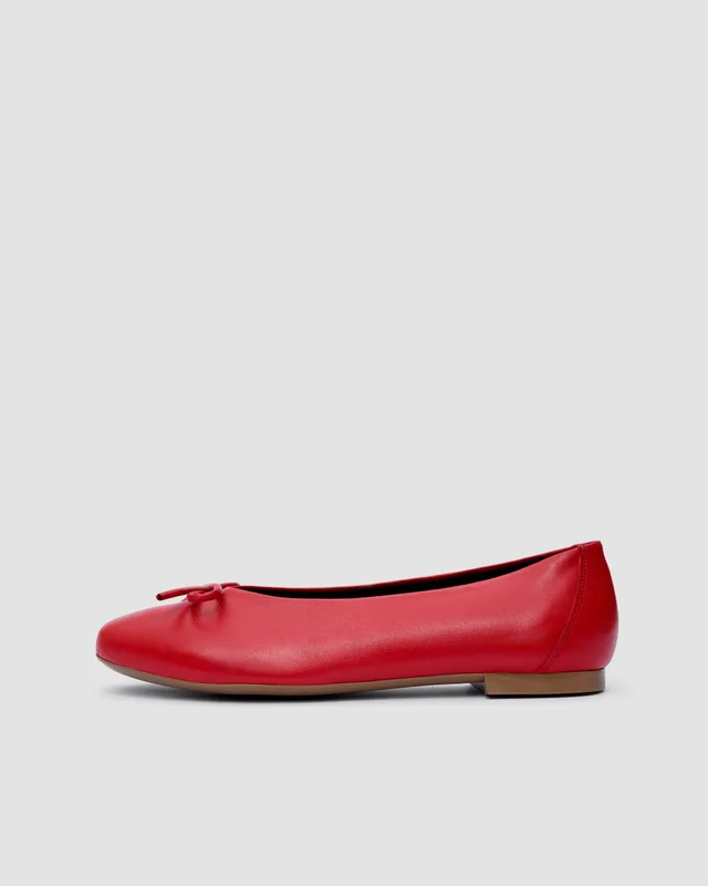 Mossy Pumps Czerwone, ze skóry roślinnej — BOHEMA