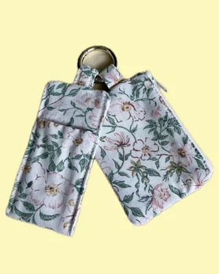 Brelok łączka 2. — Jesko Studio