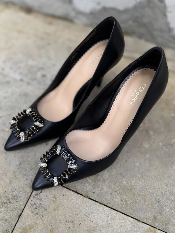 Czarne szpilki Sophia — Konopka Shoes
