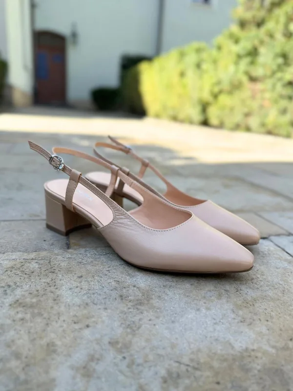 Beżowe czółenka Tatiana — Konopka Shoes