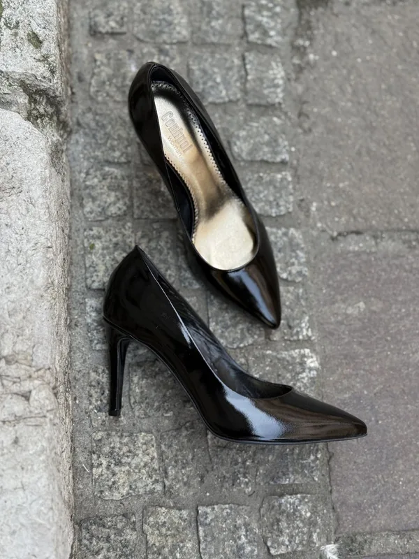 Czarne szpilki Elena — Konopka Shoes