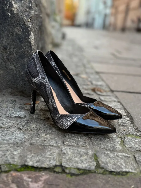 Czarne czółenka Daisy — Konopka Shoes