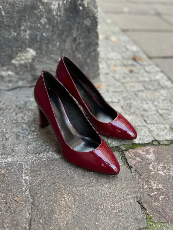 Bordowe czółenka Elen — Konopka Shoes