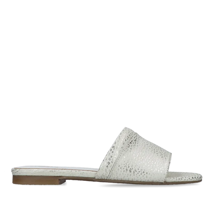 Złote klapki Giulia — Konopka Shoes