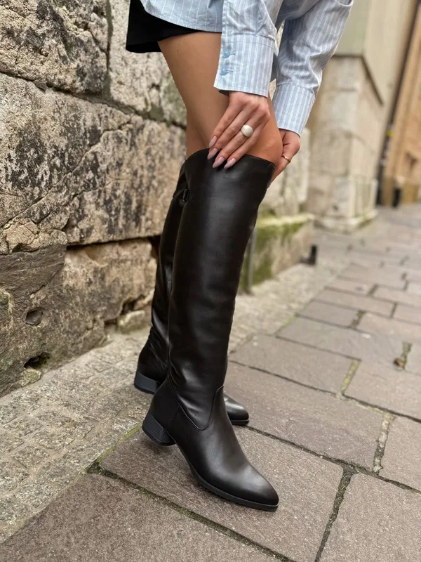 Czarne kozaki Drina — Konopka Shoes