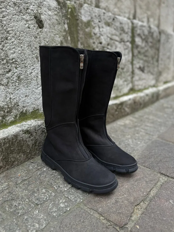 Czarne śniegowce Selma — Konopka Shoes