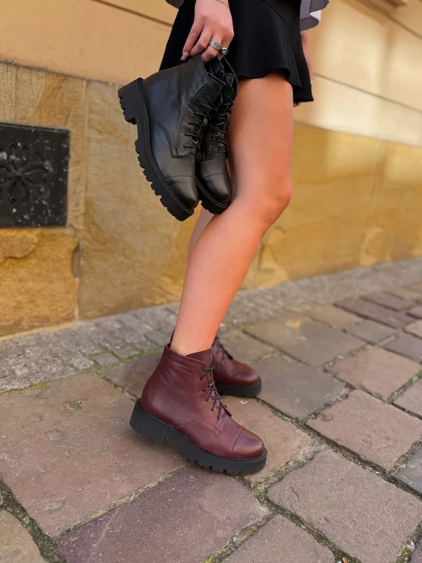 Bordowe botki Karola — Konopka Shoes