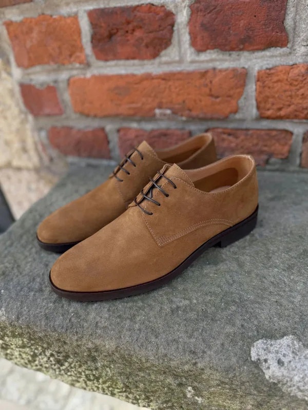 Brązowe półbuty Hugo — Konopka Shoes