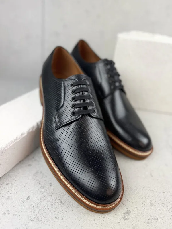 Czarne półbuty Oscar — Konopka Shoes