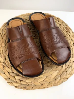 Brązowe klapki Edmund — Konopka Shoes