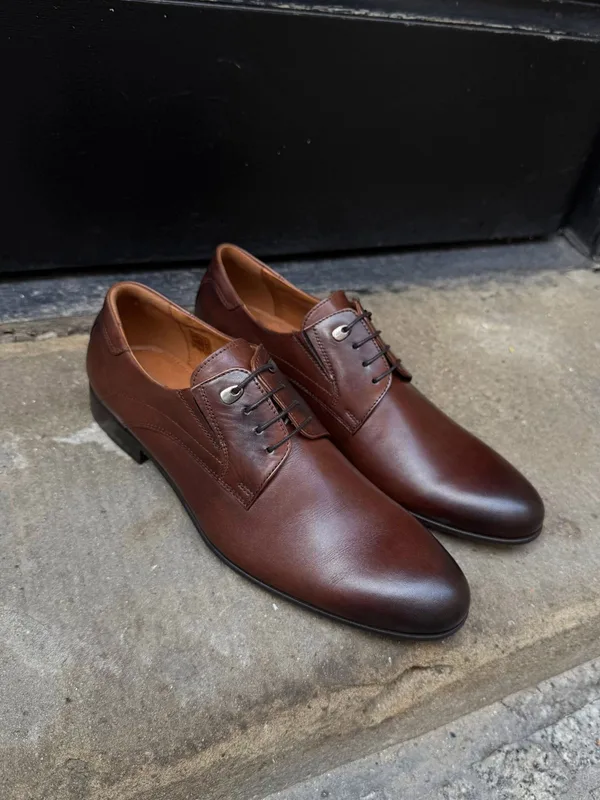 Brązowe półbuty Richard — Konopka Shoes