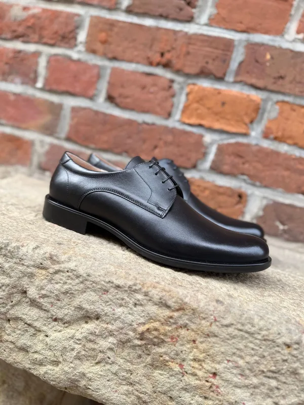 Czarne półbuty Franz — Konopka Shoes
