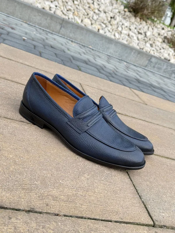 Granatowe loafersy Hugo — Konopka Shoes