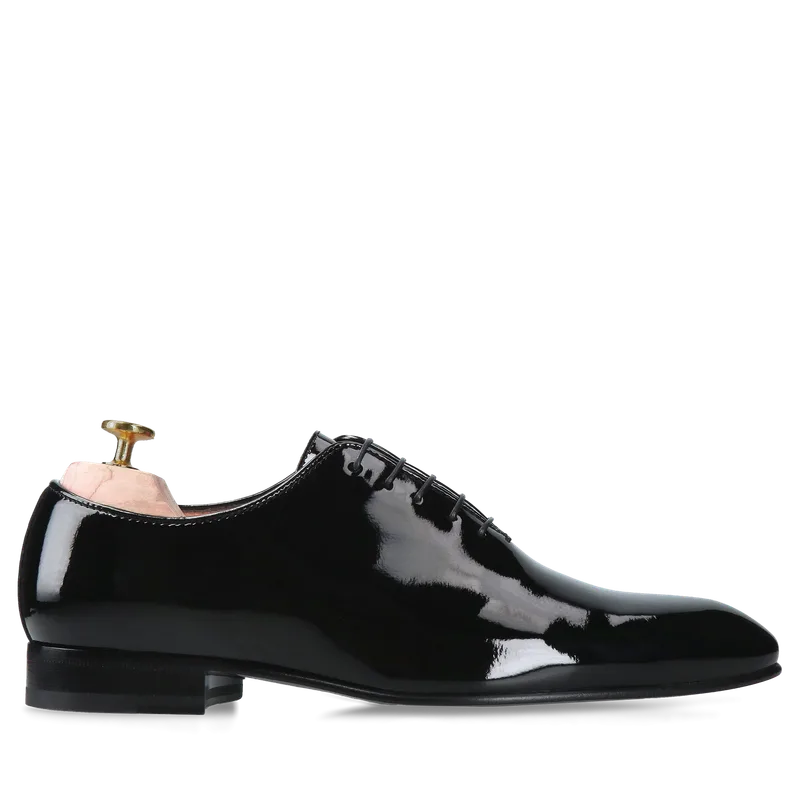 Czarne półbuty Kevin Gold Collection — Konopka Shoes