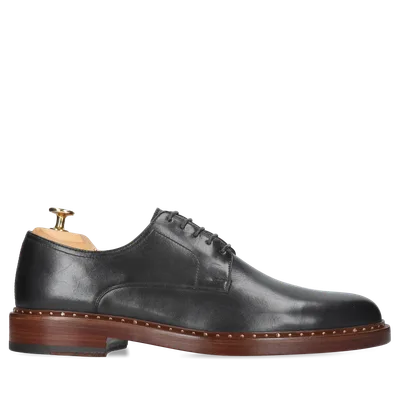 Czarne półbuty Sila Gold Collection — Konopka Shoes