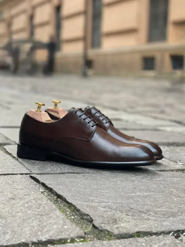 Brązowe półbuty William Gold Collection — Konopka Shoes