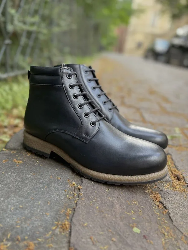Czarne trzewiki Lucas — Konopka Shoes