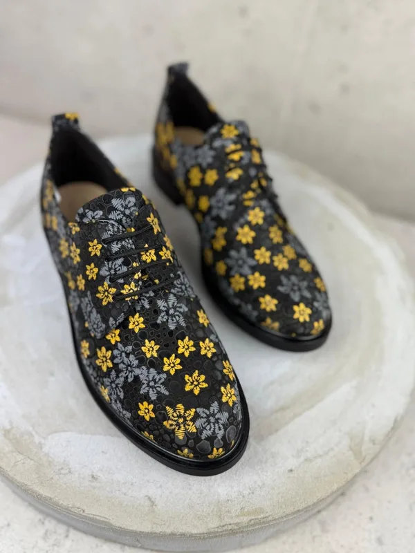 Czarne półbuty Emma — Konopka Shoes
