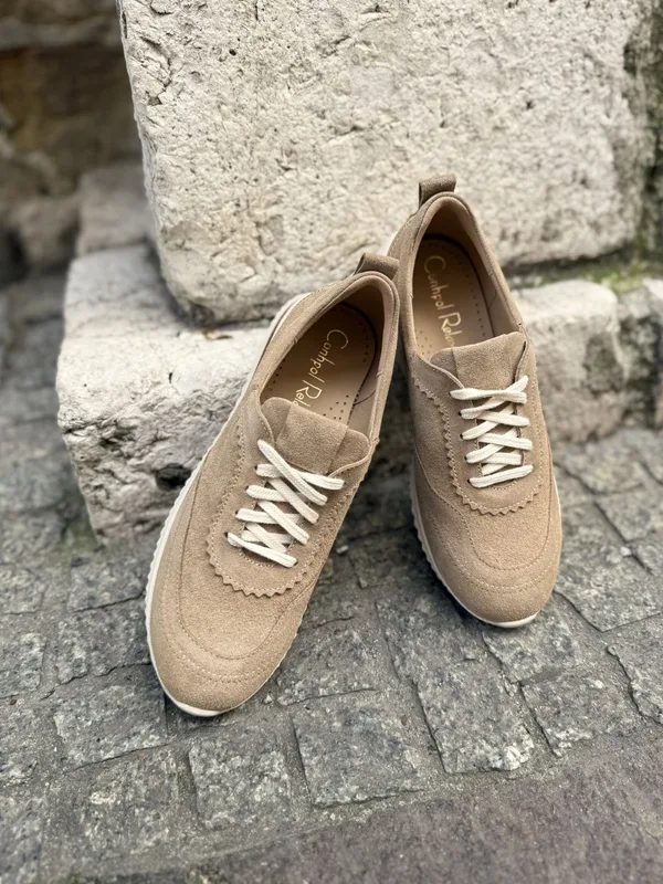 Beżowe półbuty Elisa — Konopka Shoes