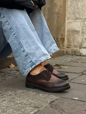 Brązowe półbuty Norene — Konopka Shoes