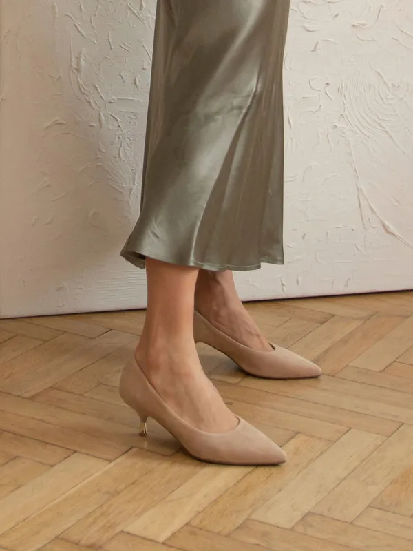 Beżowe szpilki Sofia — Konopka Shoes