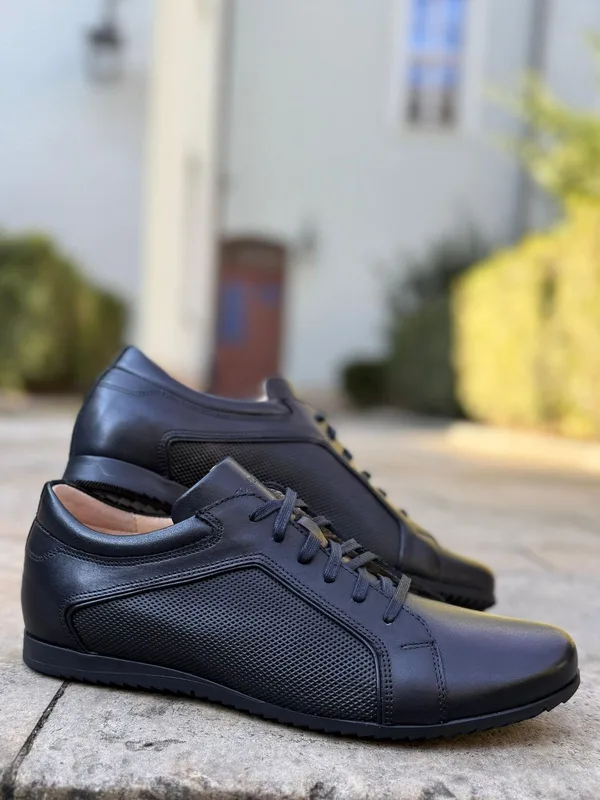Czarne półbuty Timo — Konopka Shoes