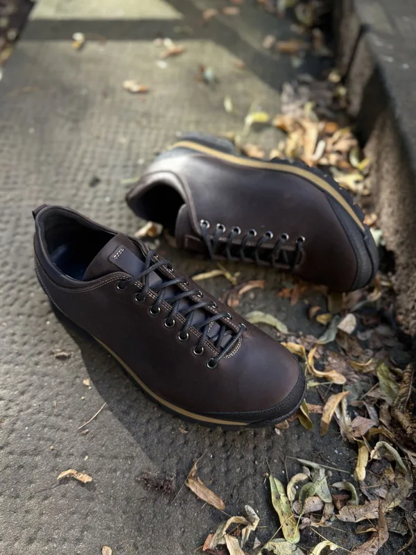 Brązowe półbuty Magnus — Konopka Shoes
