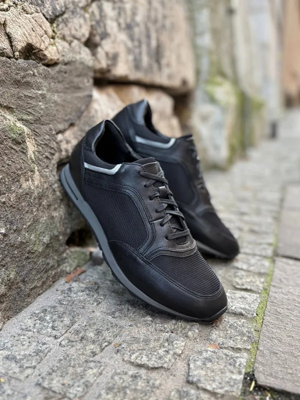 Czarne sneakersy Denis — Konopka Shoes
