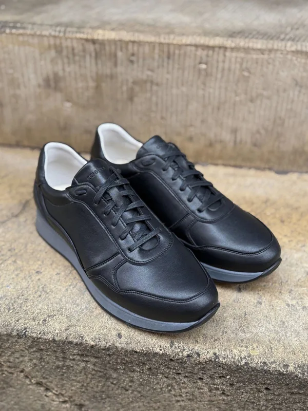 Czarne sneakersy Elio — Konopka Shoes