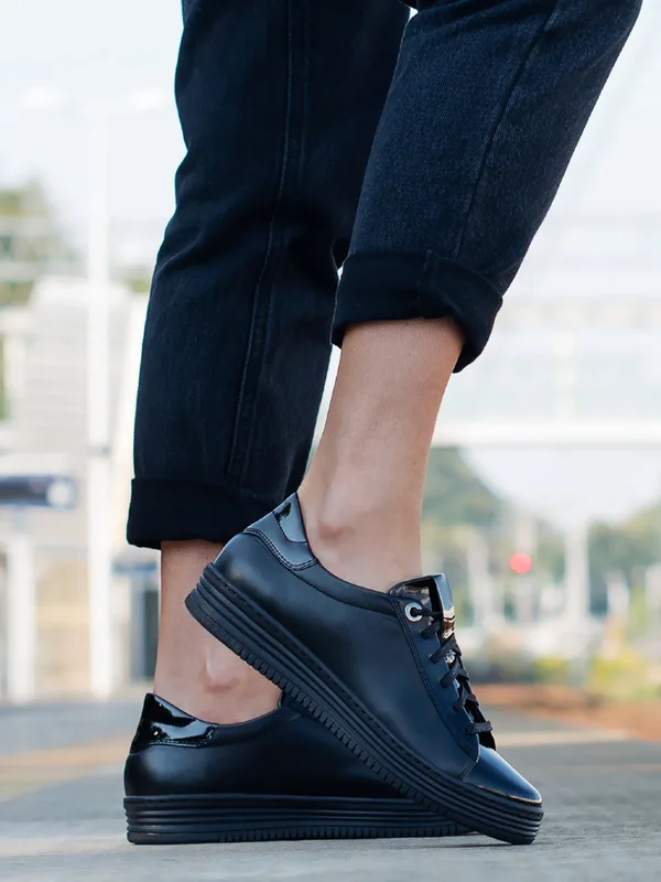Czarne sneakersy Fabio — Konopka Shoes