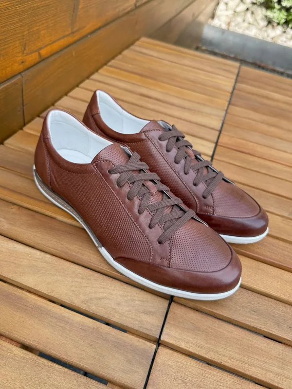 Brązowe sneakersy Rico — Konopka Shoes
