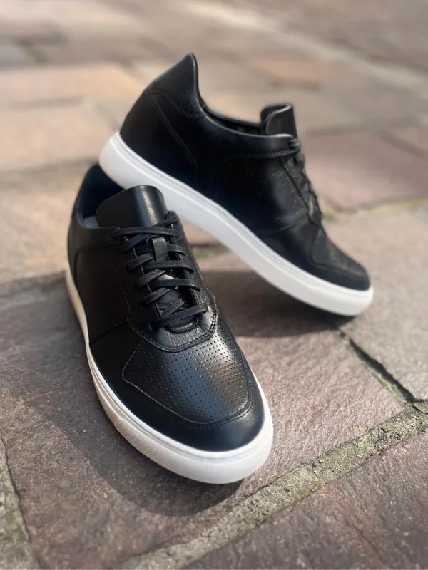 Czarne buty podwyższające Xavier +6 cm — Konopka Shoes