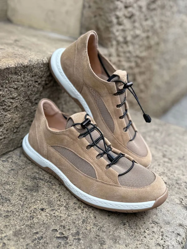 Beżowe sneakersy Edgar — Konopka Shoes