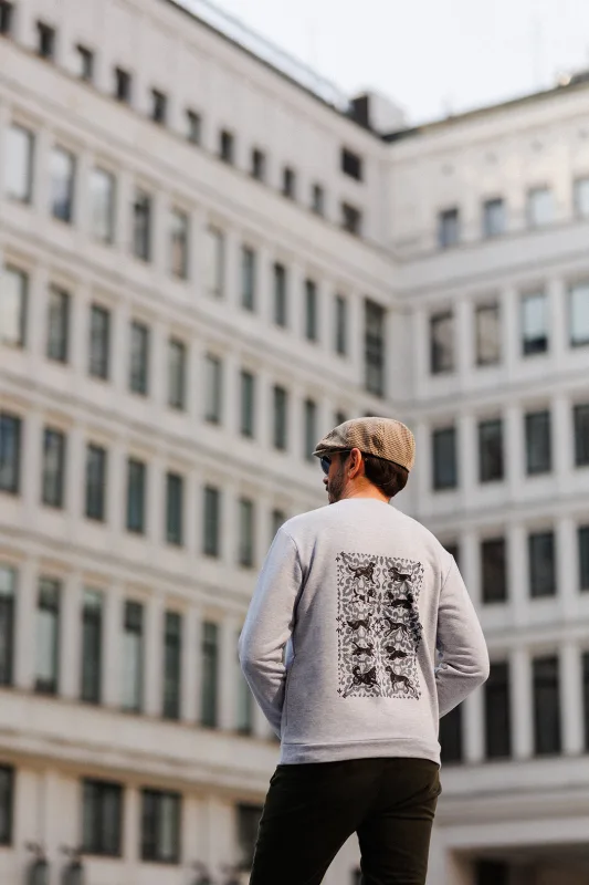 Szara bluza unisex z grafiką Casa Canina — LOANI