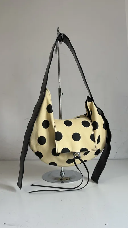 HOBO BAG BUTTER YELLOW POLKA DOTS — mkuzniacka