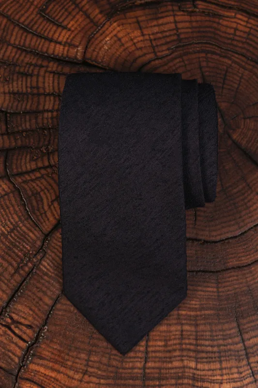 Krawat jedwabny z szantungu ciemnogranatowy (midnight blue) — Morgan & Ness