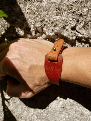 Bransoletka „Przekładana", kolekcja "Szczyrk", kolor kasztanowy brąz, skóra naturalna — NALA