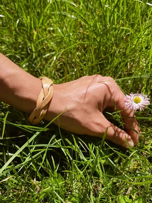 Bransoletka "Pleciona", kolekcja "Łeba" kolor piaskowy, skóra naturalna — NALA