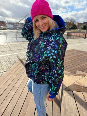 Zimowa kurtka we wzory z dziurką na kciuk — No Pewnie