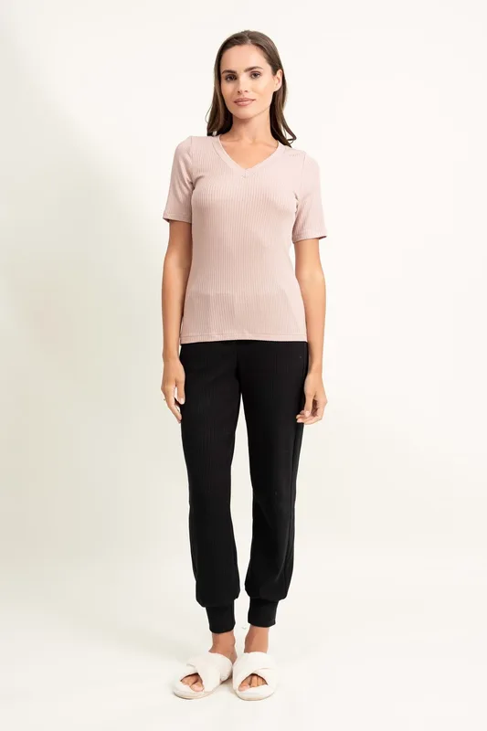 Loungewear wiskozowy T SHIRT w serek – pudrowy róż — Oh!Zuza
