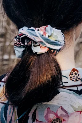 Zestaw 2 gumek do włosów scrunchie – kwiatowy print — Oh!Zuza