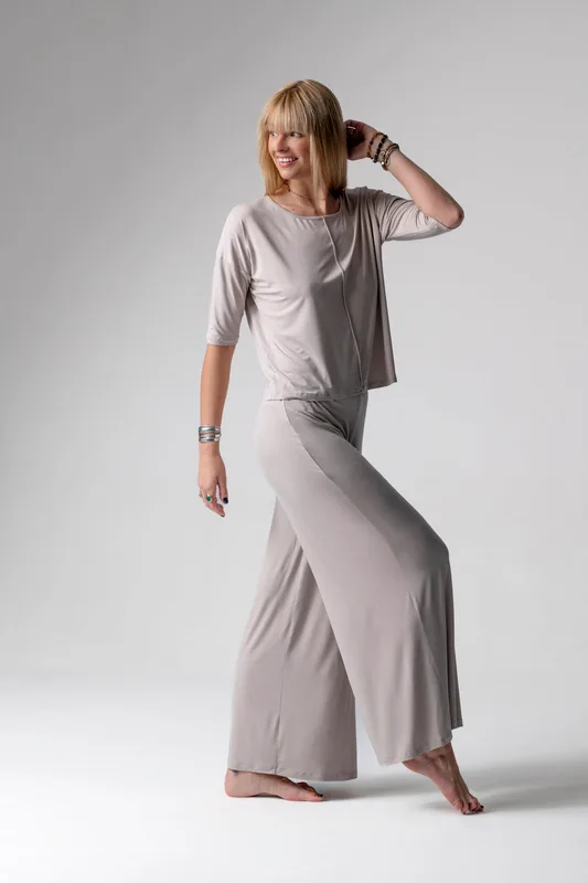 Jackie piżama loungewear z szerokimi spodniami – mleko migdałowe — Oh!Zuza