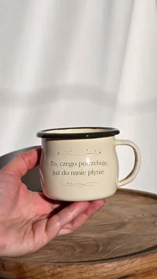 Kubek Emaliowany ◦ Dobre Słowo – „Płynie” — ZACHWYT